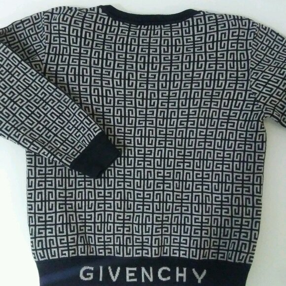 Givenchy sweater - Picture 2 of 2